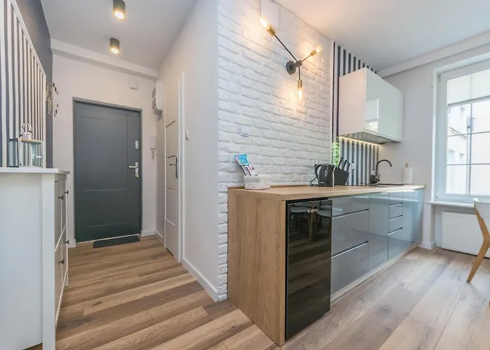 Glow Apartments, Dluga 69 *