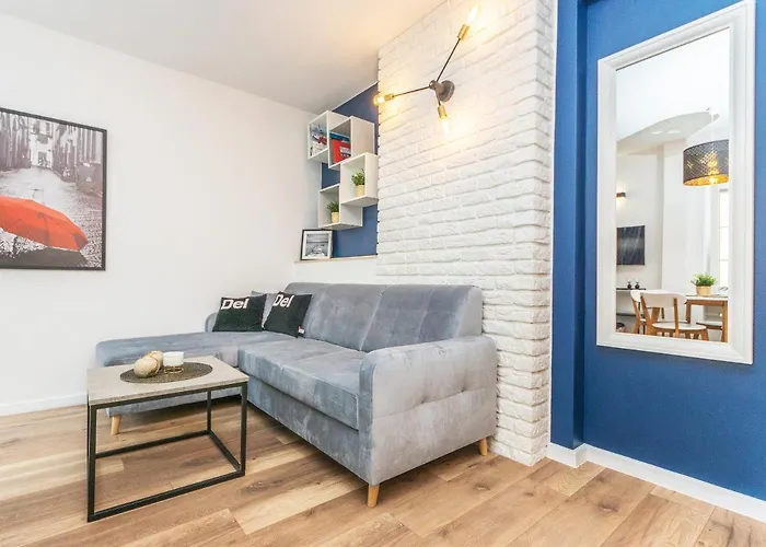 Glow Apartments, Dluga 69 *