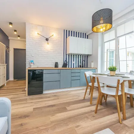 Апартаменты Glow Apartments, Dluga 69 Гданьск