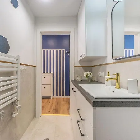 Apartmán Glow Apartments, Dluga 69 *
